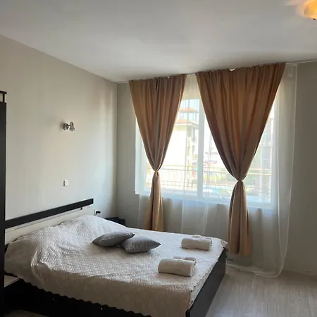 студио петя Sunny Beach