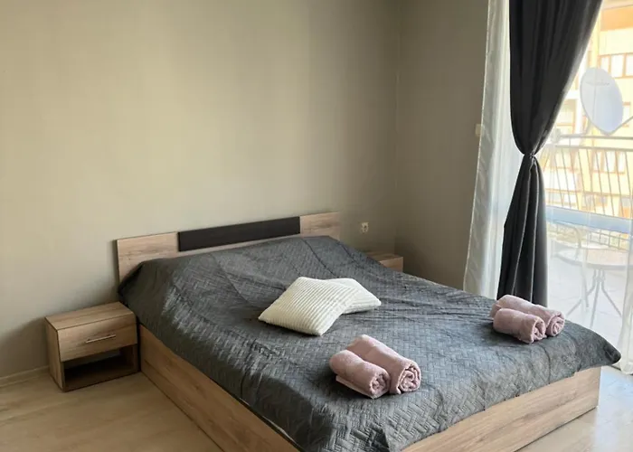 Apartamento студио петя